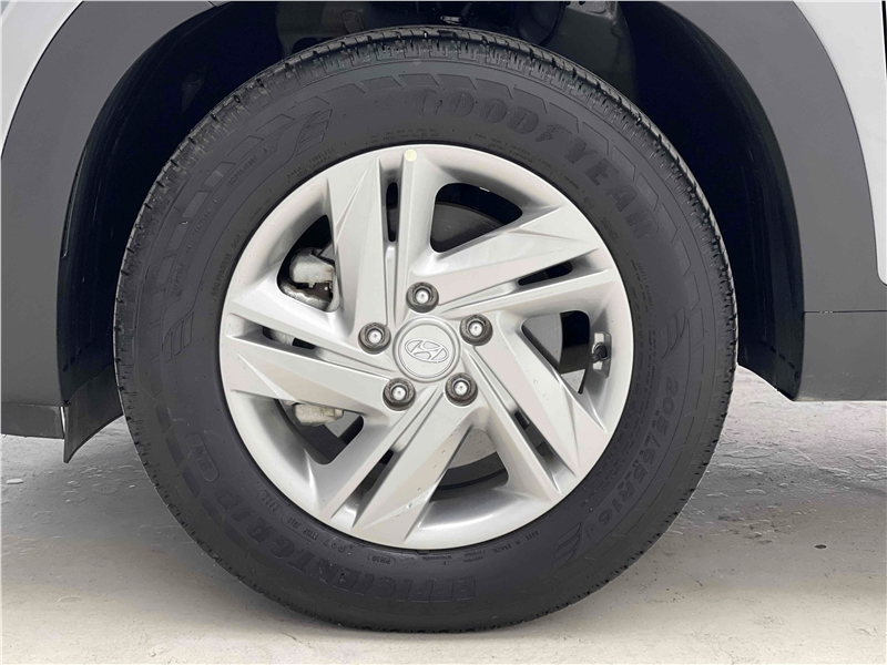 Foto do veículo HYUNDAI CRETA 1.0 TGDI FLEX COMFORT AUTOMÁTICO 2023 8.026 KM 117.900,00