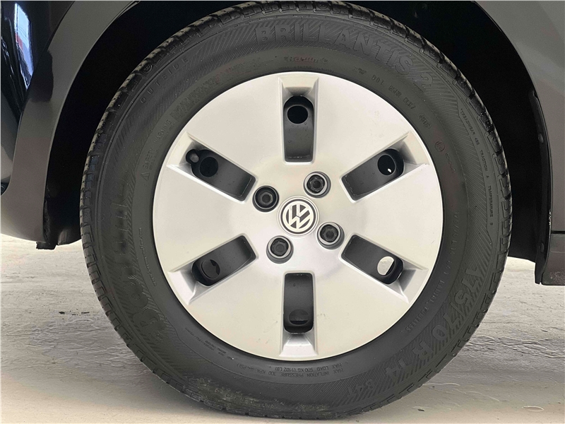 Foto do veículo VOLKSWAGEN UP 1.0 MPI TAKE UP 12V FLEX 2P MANUAL 2015 109.795 KM 35.900,00