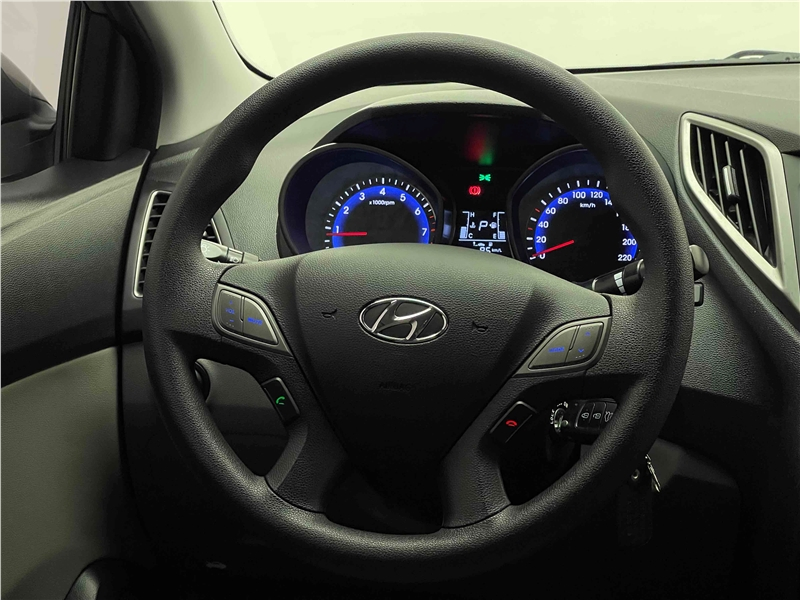 Foto do veículo HYUNDAI HB20S 1.6 COMFORT PLUS 16V FLEX 4P AUTOMÁTICO 2018 63.610 KM 64.900,00