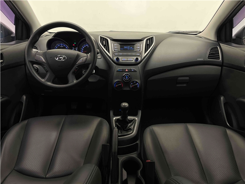 Foto do veículo HYUNDAI HB20 1.0 COMFORT PLUS 12V FLEX 4P MANUAL 2016 81.966 KM 49.900,00