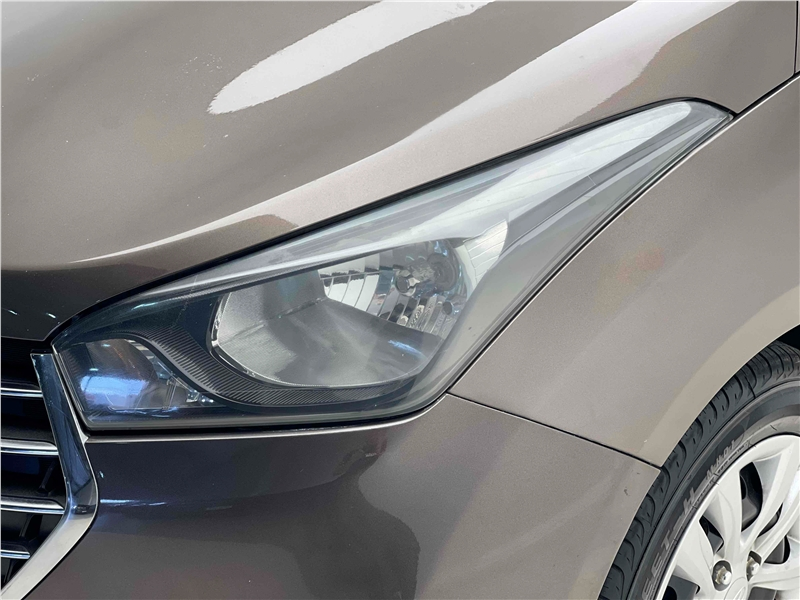Foto do veículo HYUNDAI HB20 1.0 COMFORT PLUS 12V FLEX 4P MANUAL 2016 81.966 KM 49.900,00