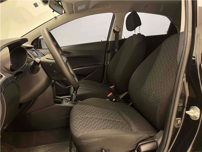 Foto do veículo HYUNDAI HB20 1.0 UNIQUE 12V FLEX 4P MANUAL 2019 64.462 KM 51.900,00