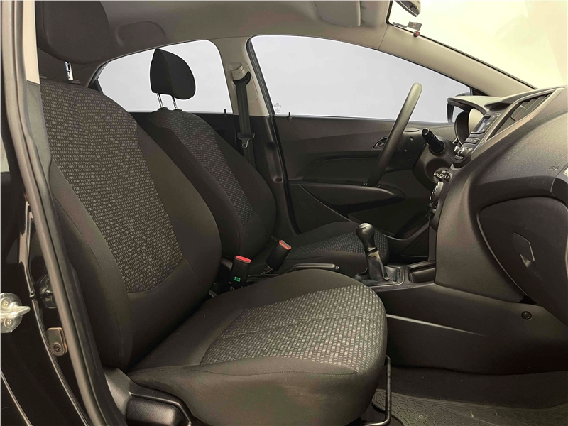 Foto do veículo HYUNDAI HB20 1.0 UNIQUE 12V FLEX 4P MANUAL 2019 64.462 KM 51.900,00