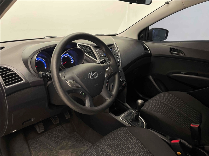 Foto do veículo HYUNDAI HB20 1.0 UNIQUE 12V FLEX 4P MANUAL 2019 64.462 KM 51.900,00