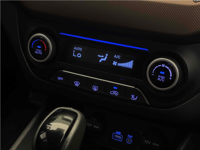Foto do veículo HYUNDAI CRETA 2.0 16V FLEX PRESTIGE AUTOMÁTICO 2019 62.798 KM 93.900,00