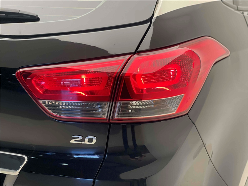 Foto do veículo HYUNDAI CRETA 2.0 16V FLEX PRESTIGE AUTOMÁTICO 2019 62.798 KM 93.900,00