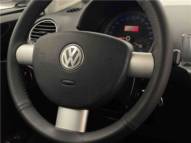 Foto do veículo VOLKSWAGEN NEW BEETLE 2.0 MI 8V GASOLINA 2P MANUAL 2008 89.622 KM 43.900,00
