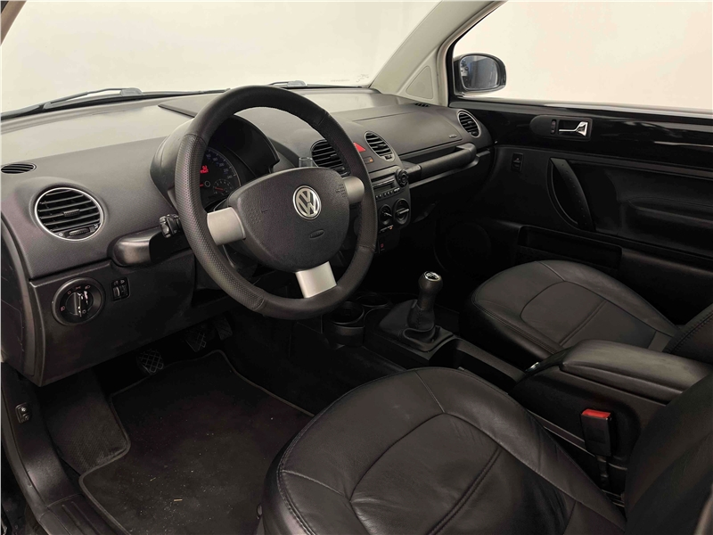 Foto do veículo VOLKSWAGEN NEW BEETLE 2.0 MI 8V GASOLINA 2P MANUAL 2008 89.622 KM 43.900,00
