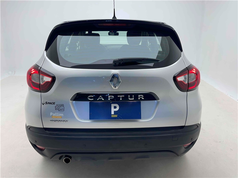 Foto do veículo RENAULT CAPTUR 1.6 16V SCE FLEX LIFE X-TRONIC 2021 31.445 KM 80.900,00