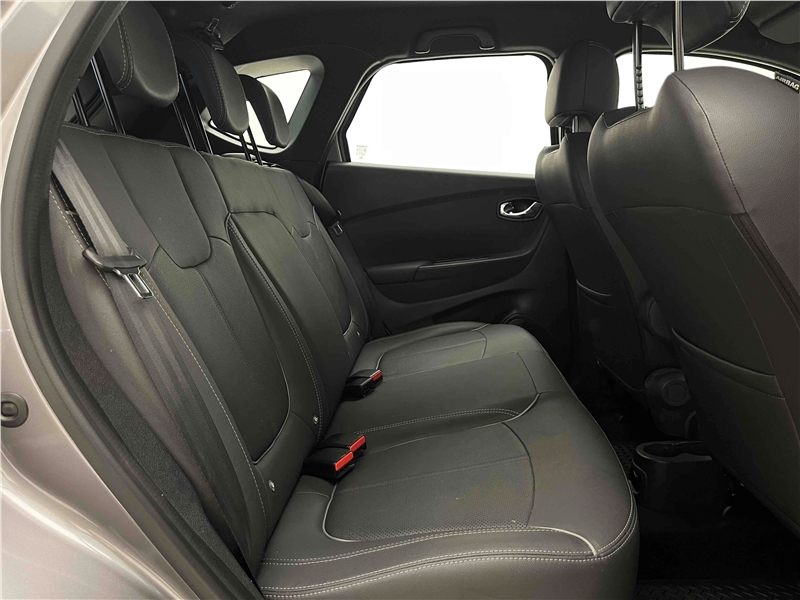 Foto do veículo RENAULT CAPTUR 1.6 16V SCE FLEX BOSE X-TRONIC 2020 29.909 KM 85.900,00
