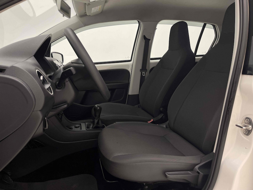 Foto do veículo VOLKSWAGEN UP 1.0 MPI TAKE UP 12V FLEX 4P MANUAL 2018 58.585 KM 45.900,00