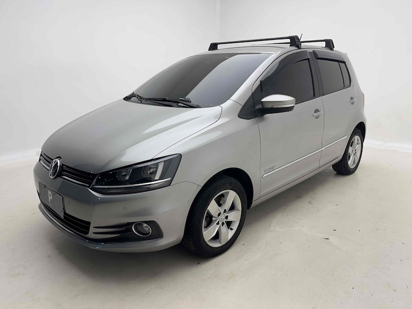 Foto do veículo VOLKSWAGEN FOX 1.6 MSI HIGHLINE 16V FLEX 4P MANUAL 2017 42.013 KM 54.900,00