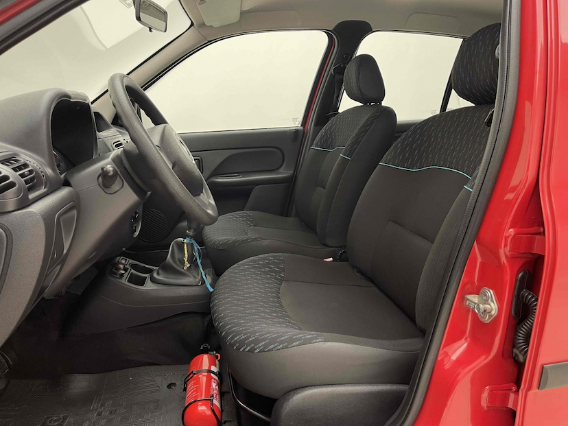 Foto do veículo RENAULT CLIO 1.0 EXPRESSION 16V FLEX 4P MANUAL 2016 70.866 KM 34.900,00