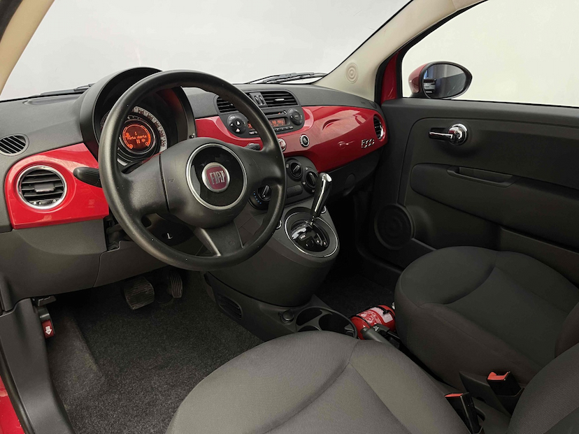 Foto do veículo FIAT 500 1.4 CULT 8V FLEX 2P AUTOMATIZADO 2012 44.821 KM 45.900,00