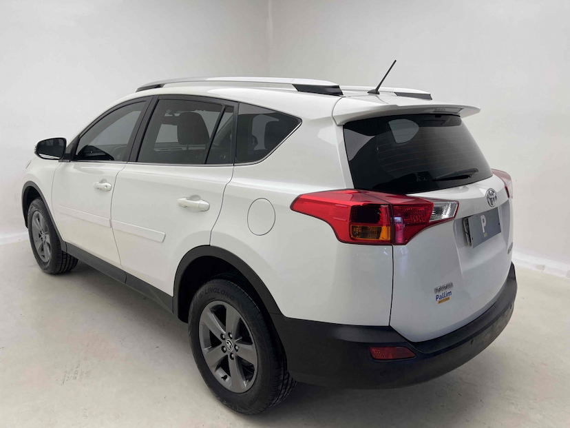 Foto do veículo TOYOTA RAV4 2.0 4X2 16V GASOLINA 4P AUTOMÁTICO 2015 82.526 KM 87.900,00