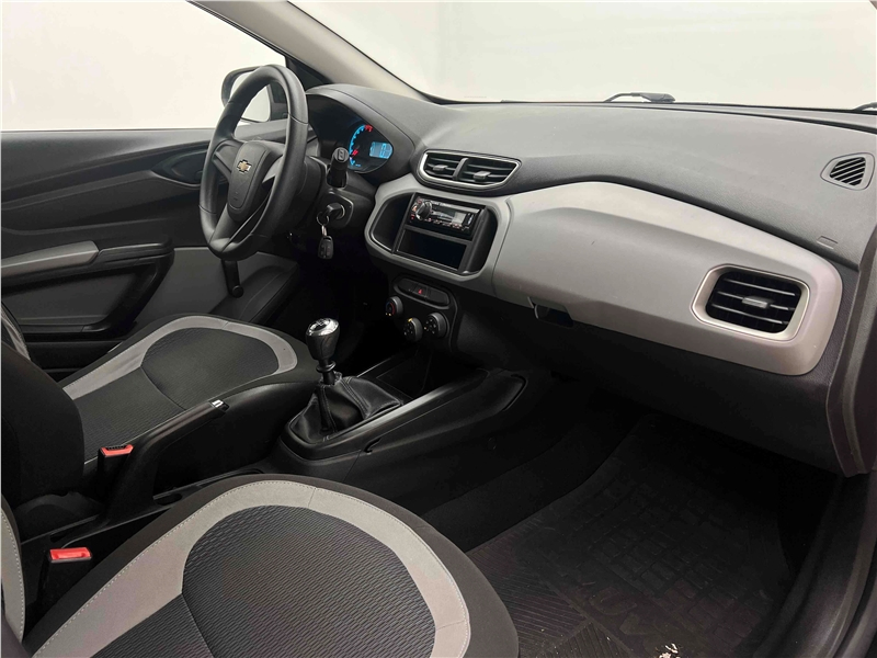 Foto do veículo CHEVROLET ONIX 1.0 MPFI LS 8V FLEX 4P MANUAL 2016 98.487 KM 42.900,00