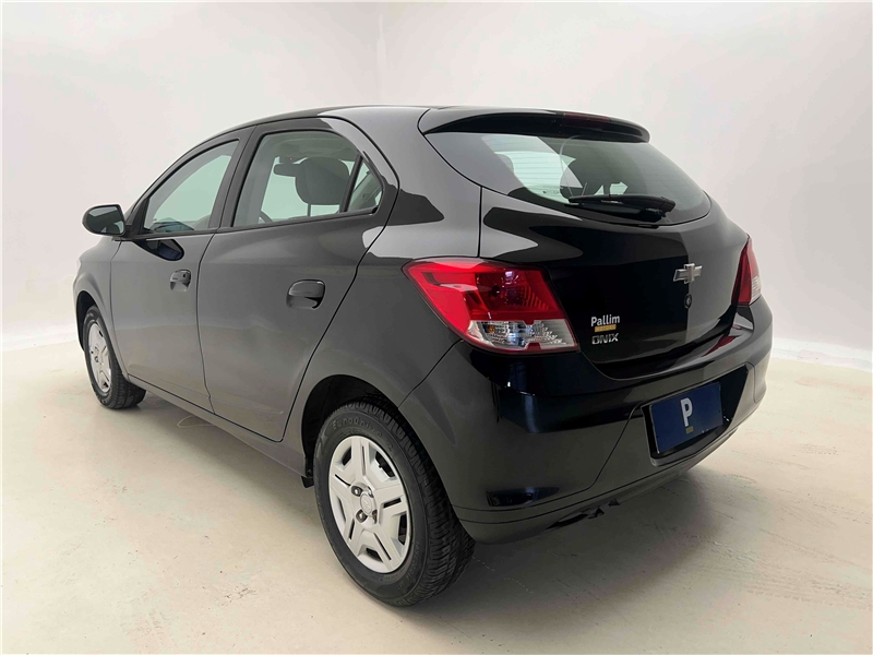 Foto do veículo CHEVROLET ONIX 1.0 MPFI LS 8V FLEX 4P MANUAL 2016 98.487 KM 42.900,00