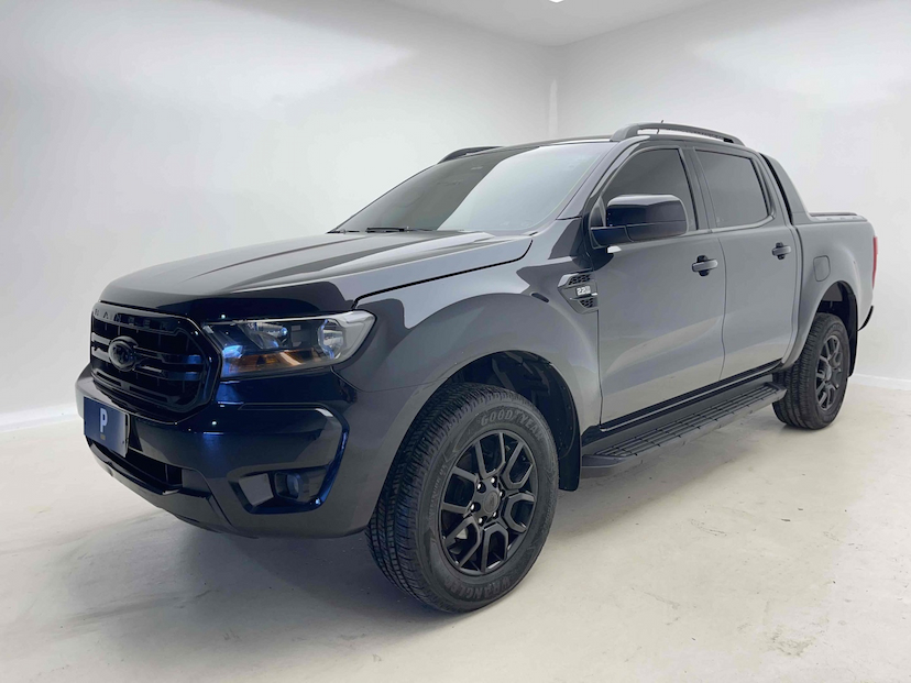 Foto do veículo FORD RANGER 2.2 BLACK 4X2 CD 16V DIESEL 4P AUTOMÁTICO 2022 80.000 KM 151.900,00
