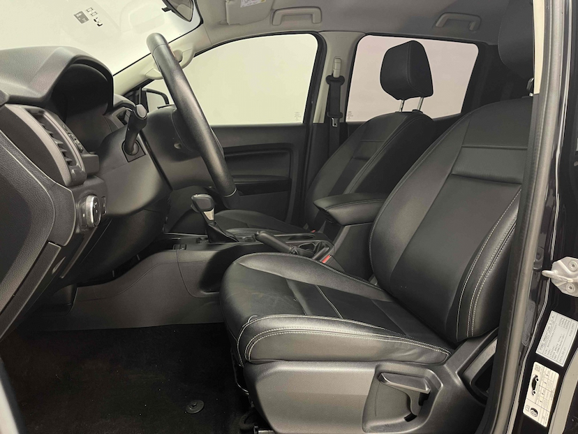 Foto do veículo FORD RANGER 2.2 BLACK 4X2 CD 16V DIESEL 4P AUTOMÁTICO 2022 80.000 KM 151.900,00