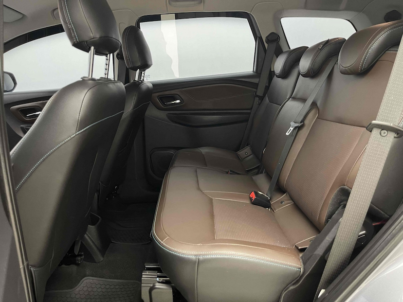 Foto do veículo CHEVROLET SPIN 1.8 PREMIER 8V FLEX 4P AUTOMÁTICO 2020 23.673 KM 83.900,00