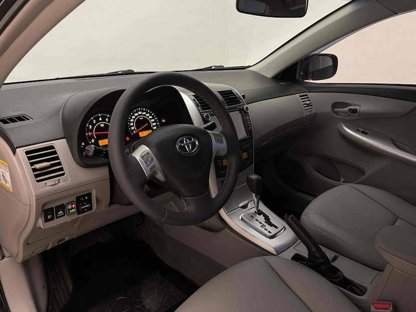 Foto do veículo TOYOTA COROLLA 1.8 GLI 16V FLEX 4P AUTOMÁTICO 2012 138.842 KM 56.900,00