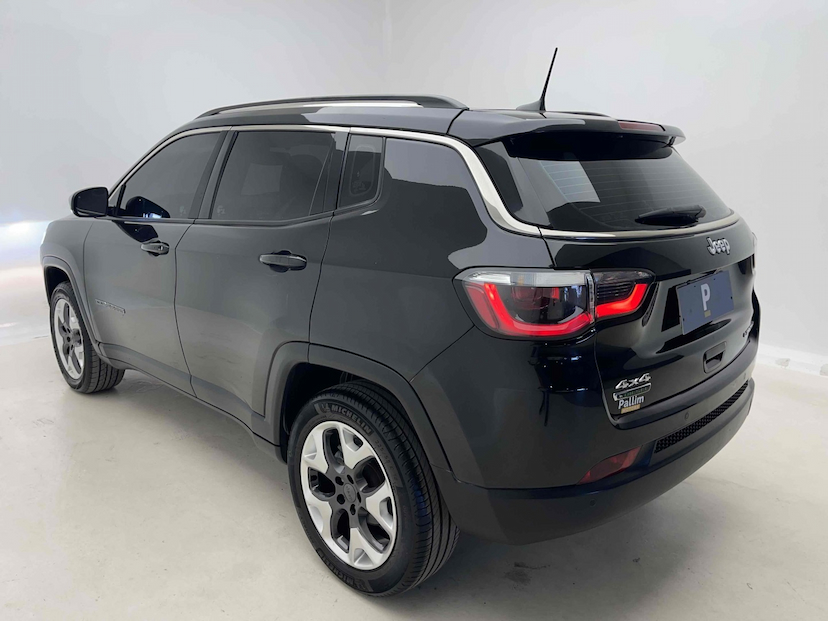 Foto do veículo JEEP COMPASS 2.0 16V DIESEL LIMITED 4X4 AUTOMÁTICO 2018 62.924 KM 118.900,00