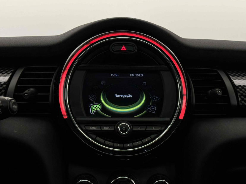 Foto do veículo MINI COOPER 2.0 S EXCLUSIVE 16V TURBO GASOLINA 4P AUTOMÁTICO 2017 61.105 KM 112.900,00