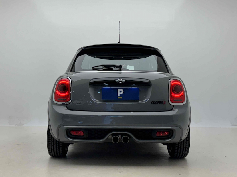 Foto do veículo MINI COOPER 2.0 S EXCLUSIVE 16V TURBO GASOLINA 4P AUTOMÁTICO 2017 61.105 KM 112.900,00