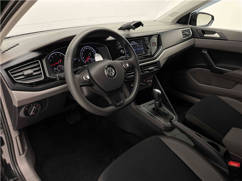 Foto do veículo VOLKSWAGEN VIRTUS 1.0 200 TSI COMFORTLINE AUTOMÁTICO 2019 61.170 KM 78.900,00