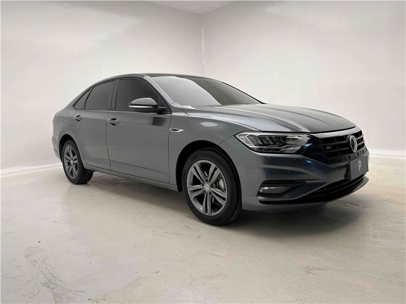 Foto do veículo VOLKSWAGEN JETTA 1.4 250 TSI TOTAL FLEX R-LINE TIPTRONIC 2019 46.834 KM 123.900,00