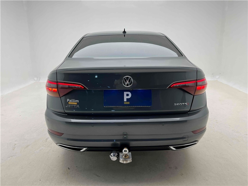 Foto do veículo VOLKSWAGEN JETTA 1.4 250 TSI TOTAL FLEX R-LINE TIPTRONIC 2019 46.834 KM 123.900,00