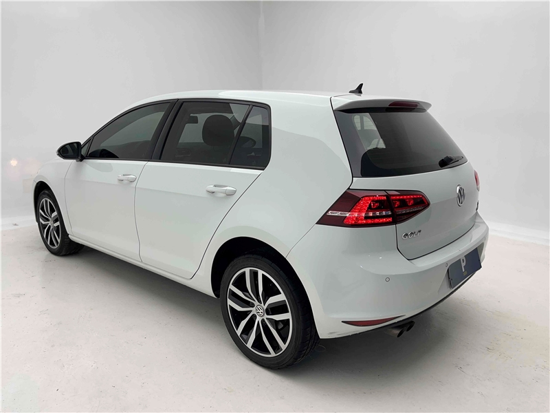 Foto do veículo VOLKSWAGEN GOLF 1.4 TSI HIGHLINE 16V TOTAL FLEX 4P TIPTRONIC 2016 58.280 KM 93.900,00
