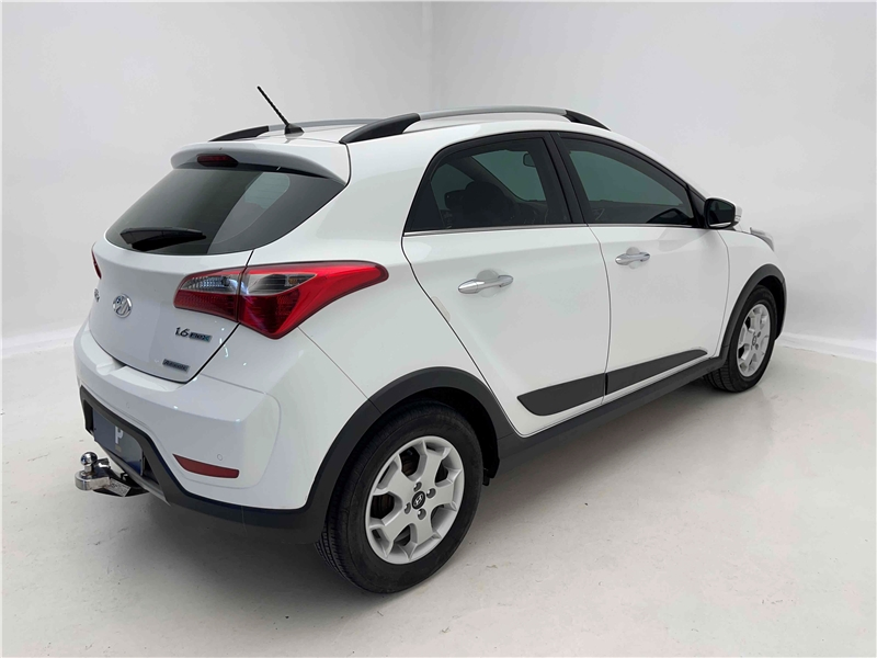 Foto do veículo HYUNDAI HB20X 1.6 16V PREMIUM FLEX 4P AUTOMÁTICO 2014 87.478 KM 54.900,00
