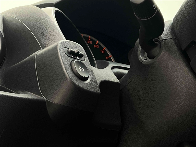 Foto do veículo HONDA FIT 1.5 EX 16V FLEX 4P AUTOMÁTICO 2011 48.983 KM 59.900,00