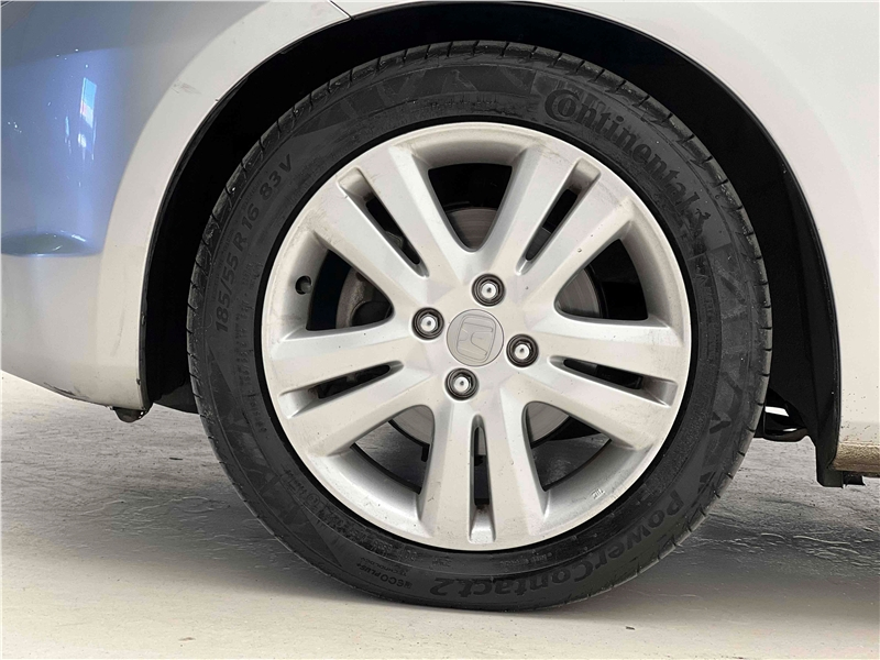 Foto do veículo HONDA FIT 1.5 EX 16V FLEX 4P AUTOMÁTICO 2011 48.983 KM 59.900,00