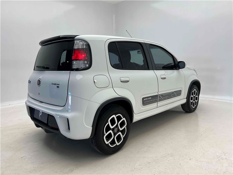 Foto do veículo FIAT UNO 1.4 EVO SPORTING 8V FLEX 4P AUTOMATIZADO 2016 53.310 KM 48.900,00