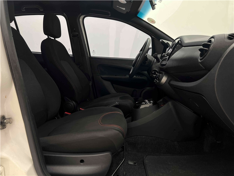 Foto do veículo FIAT UNO 1.4 EVO SPORTING 8V FLEX 4P AUTOMATIZADO 2016 53.310 KM 48.900,00