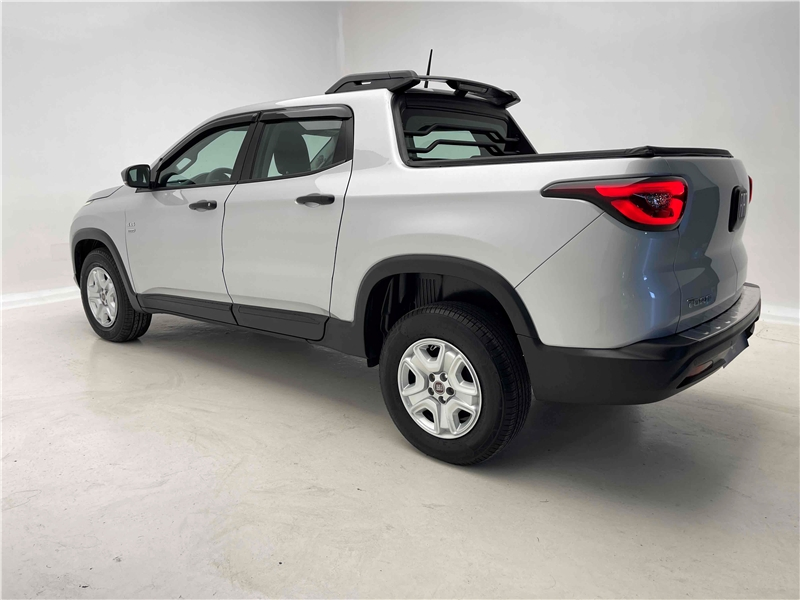 Foto do veículo FIAT TORO 2.0 16V TURBO DIESEL FREEDOM 4WD MANUAL 2017 82.577 KM 103.900,00