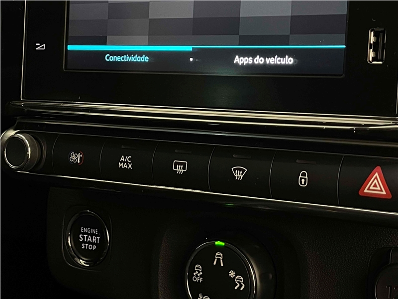 Foto do veículo CITROEN C4 CACTUS 1.6 THP FLEX SHINE PACK EAT6 2022 15.825 KM 104.900,00