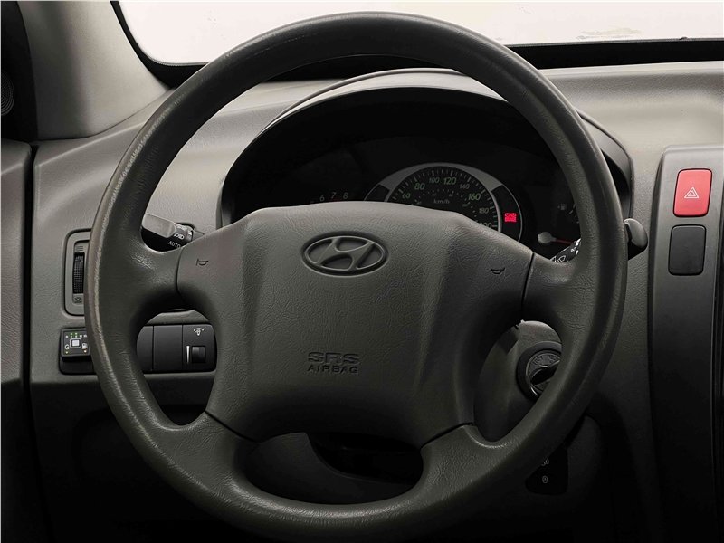 Foto do veículo HYUNDAI TUCSON 2.0 MPFI GLS 16V 143CV 2WD FLEX 4P AUTOMÁTICO 2016 86.498 KM 59.900,00