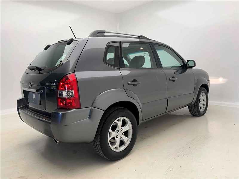 Foto do veículo HYUNDAI TUCSON 2.0 MPFI GLS 16V 143CV 2WD FLEX 4P AUTOMÁTICO 2016 86.498 KM 59.900,00