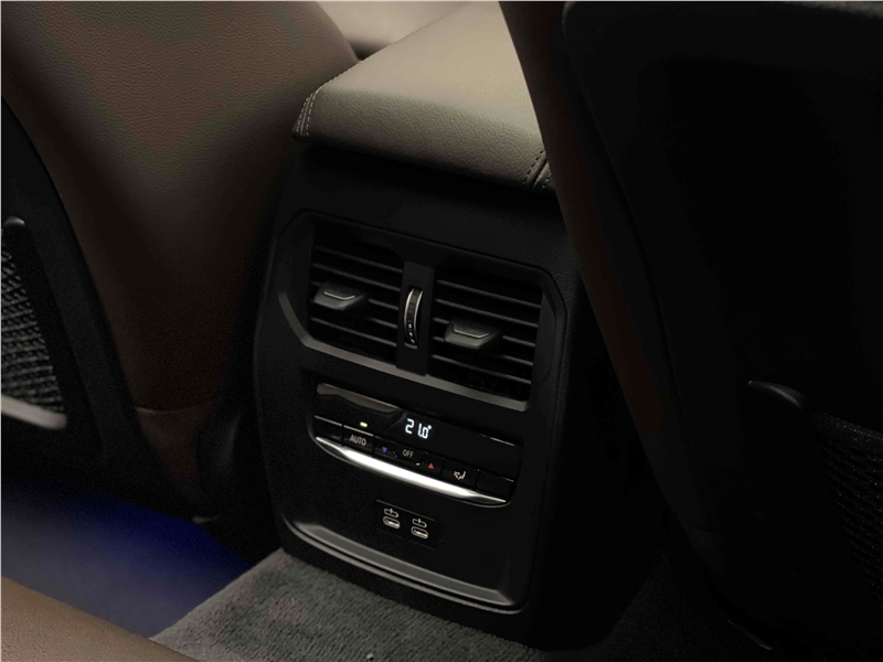 Foto do veículo BMW 320I 2.0 16V TURBO FLEX M SPORT AUTOMÁTICO 2022 16.431 KM 279.900,00