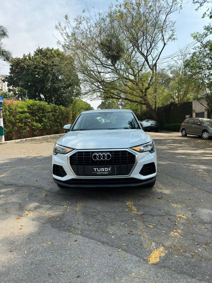 Foto do veículo AUDI Q3 1.4 35 TFSI GASOLINA PRESTIGE PLUS S TRONIC 2020 53.000 KM 163.990,00