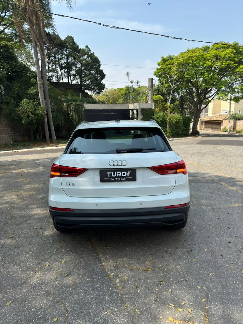 Foto do veículo AUDI Q3 1.4 35 TFSI GASOLINA PRESTIGE PLUS S TRONIC 2020 53.000 KM 163.990,00