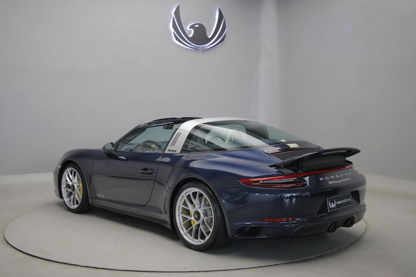 Foto do veículo PORSCHE 911  2019 11.580 KM R$ 1.350.000,00