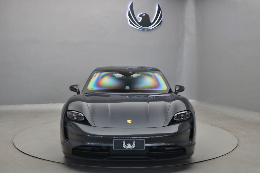 Foto do veículo PORSCHE TAYCAN  2021 21.300 KM Sob Consulta