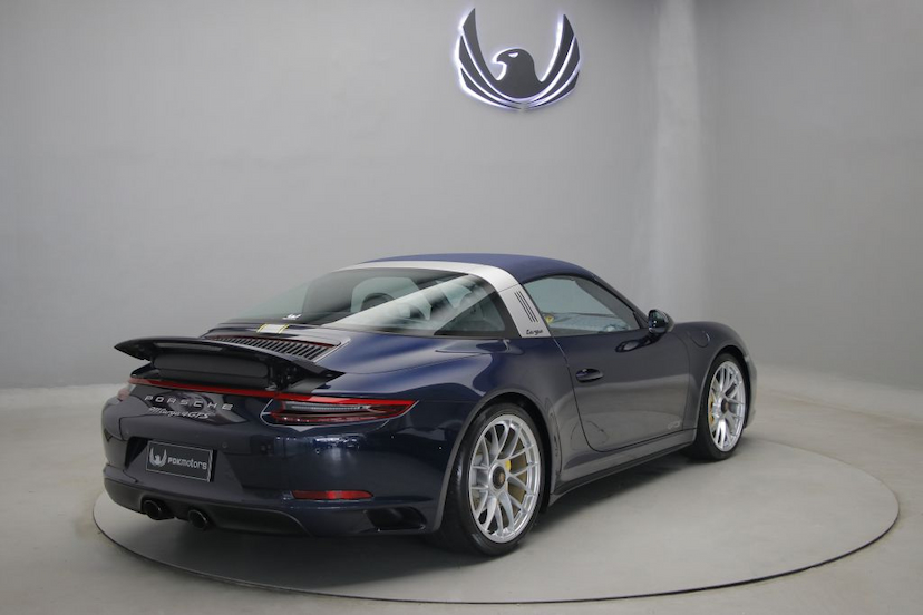 Foto do veículo PORSCHE 911  2019 11.580 KM R$ 1.350.000,00