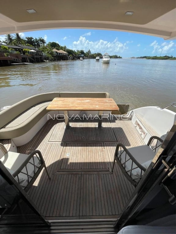 Foto do veículo Triton Yachts 52 HT  2019  Sob Consulta