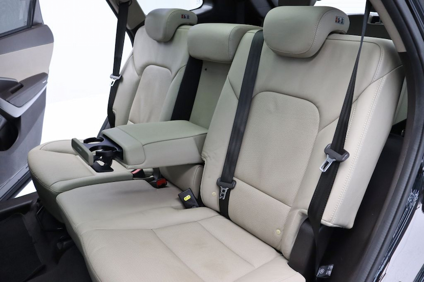 Foto do veículo Hyundai GRAND SANTA FÉ  2016 75.380 KM R$ 148.000,00
