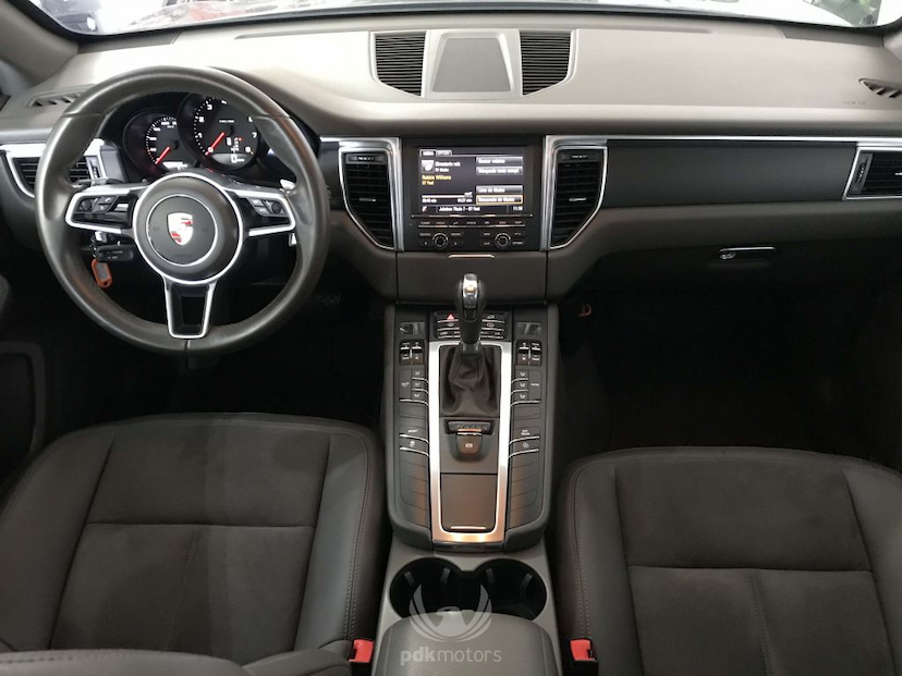 Foto do veículo PORSCHE MACAN  2015 33.205 KM R$ 279.000,00